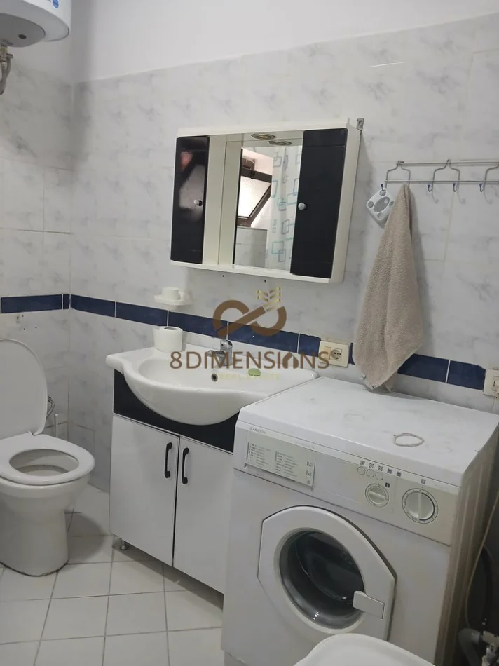Tirane, jepet me qera apartament 1+1 Kati 2, 60 m² 500 € (rruga e barrikadave)
