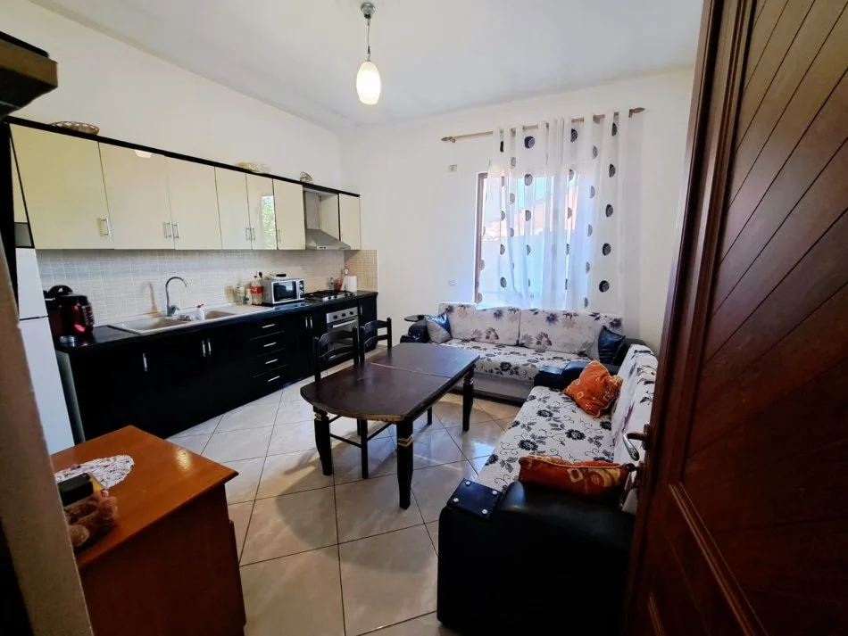 Kavaje, shitet Vile 3+1+Aneks+Ballkon Kati 2, 323 m² 109.000 € (rruga,Skuraj,Kavaje)