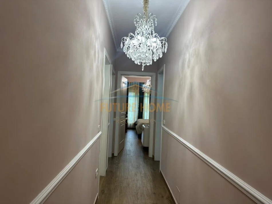 Tirane, shitet apartament 2+1 , 136 m² 480.000 € 