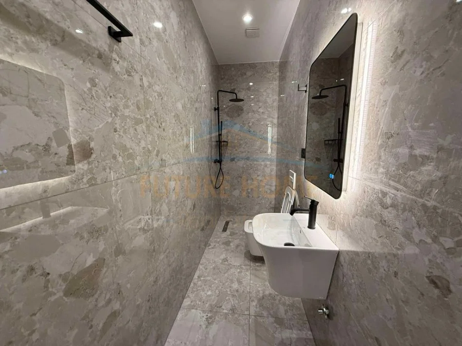 Tirane, shitet apartament 1+1+Ballkon Kati 0, 57 m² 140.000 € (Liqeni i Thate)