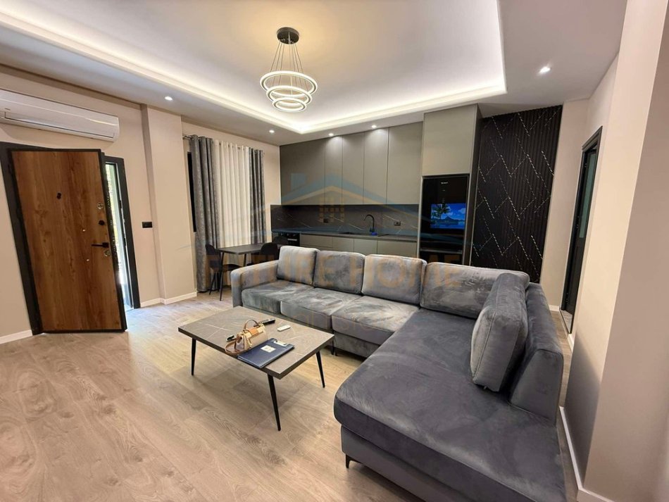 Tirane, shitet apartament 1+1 Kati 0, 57 m² 130.000 € (Liqeni i Thate)
