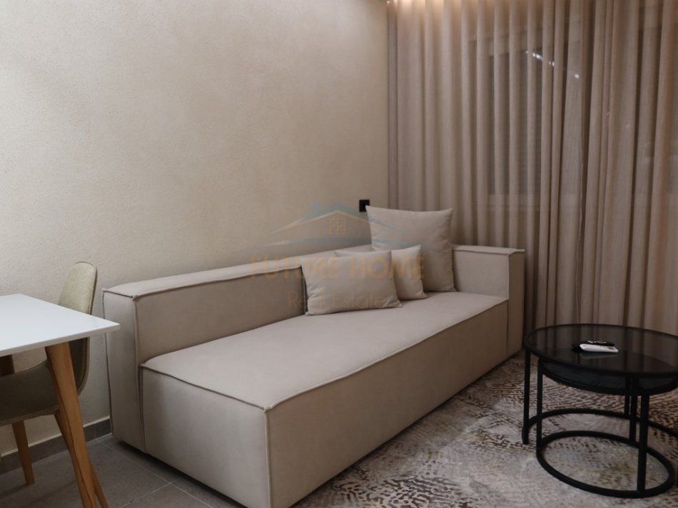 Tirane, shitet apartament 1+1+Aneks+Ballkon Kati 1, 63 m² 194.000 € (Rruga e Bogdaneve)