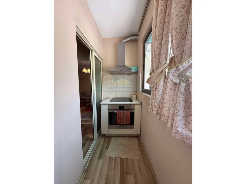 Tirane, shitet apartament 1+1 Kati 3, 59 m² 128.000 € (Pallati me Shigjeta)   UNA53627