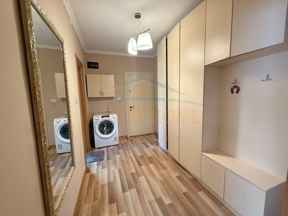 Tirane, shitet apartament 2+1 Kati 3, 59 m² 135.000 € (Pallati me Shigjeta)
