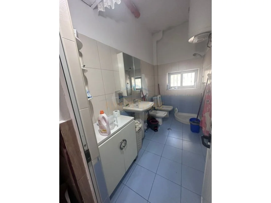 Durres, shitet apartament 3+1 Kati 0, 131 m² 155.000 € 