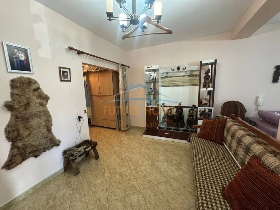 Tirane, shitet apartament 2+1+Ballkon Kati 1, 123 m² 210.000 € (don bosko)