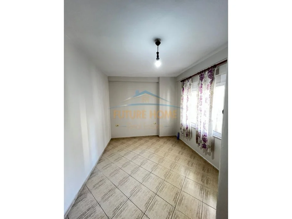 Tirane, shitet apartament 2+1+Aneks+Ballkon Kati 3, 103 m² 165.000 € (KODRA E DIELLIT)