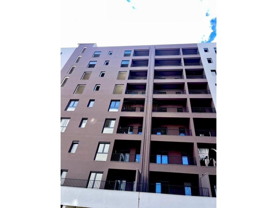 Tirane, shitet apartament 2+1 Kati 7, 99 m² 92.905 € (Kamez)