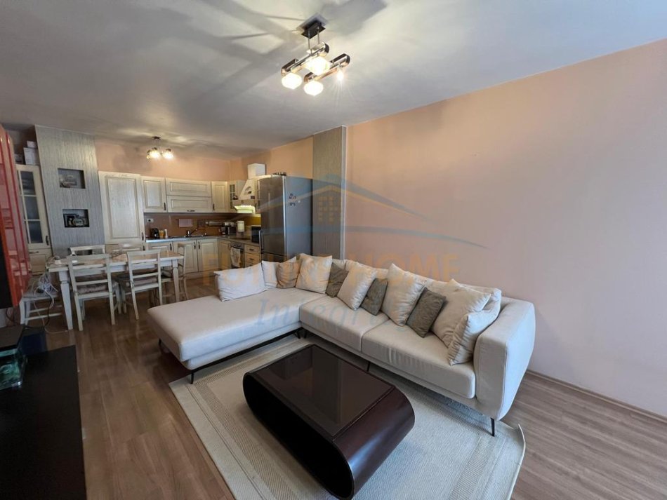 Tirane, shes apartament 2+1 Kati 6, 85 m² 210.000 € (Shkollës Osman Myderizi)