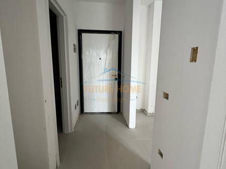 Tirane, shitet apartament 1+1 Kati 3, 53 m² 68.500 € (UNIVERS CITY)