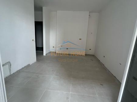 Tirane, shitet apartament 1+1 Kati 3, 53 m² 68.500 € (UNIVERS CITY)