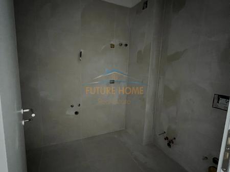 Tirane, shitet apartament 1+1 Kati 3, 53 m² 68.500 € (UNIVERS CITY)