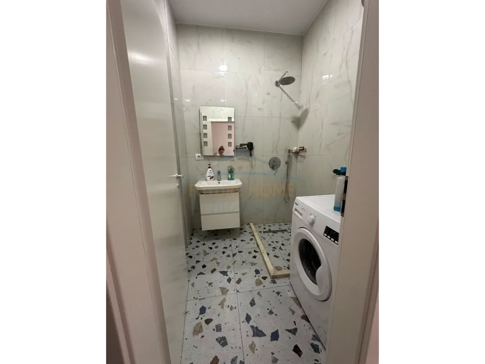 Tirane, shitet apartament 2+1 Kati 5, 72 m² 140.000 € (KOMPLEKSI MANGALEM ALI DEM)