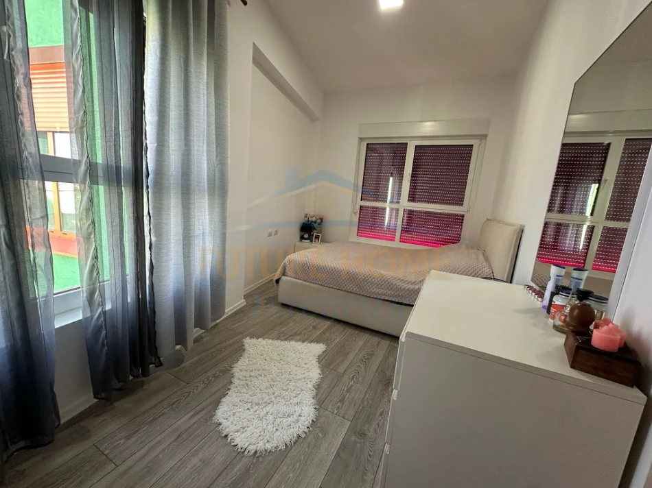 Tirane, shitet apartament 2+1 Kati 5, 72 m² 140.000 € (KOMPLEKSI MANGALEM)