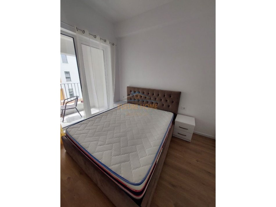 Tirane, jepet me qera apartament 1+1 Kati 4, 55 m² 400 € (kompleksi Kaimi)