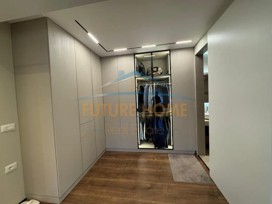 Tirane, shitet apartament duplex Dublex , 227 m² (Rezidenca Kodra e Diellit)