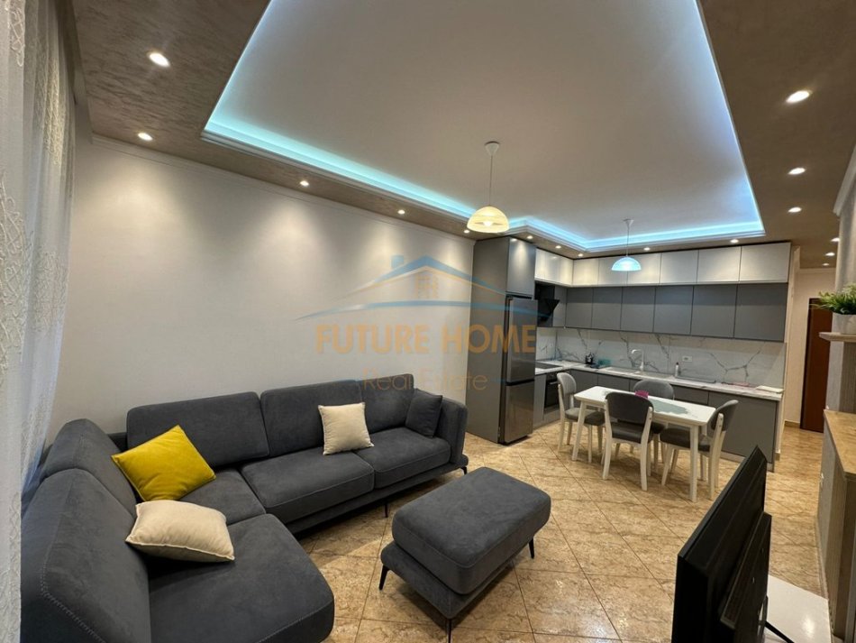 Tirane, jepet me qera apartament 2+1 Kati 6, 103 m² 800 € (tek Vizon Plus, Don Bosko)