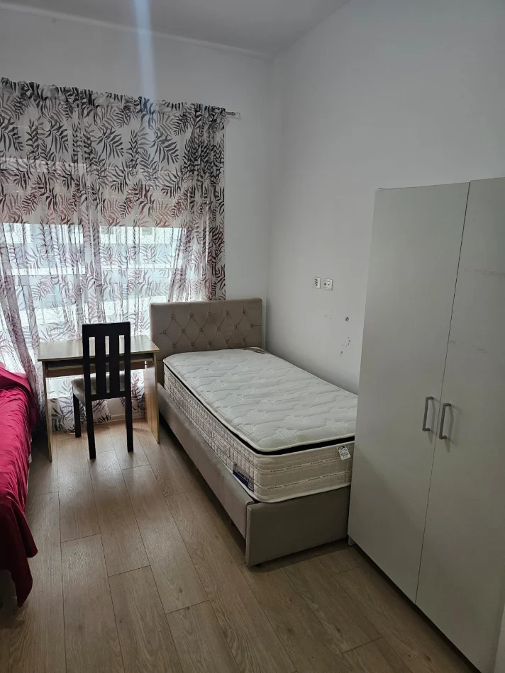 Tirane, jepet me qera apartament 2+1+parkim  Kati 6, 100 m² 550 € (Residenca Mangalem ne Ali Dem)