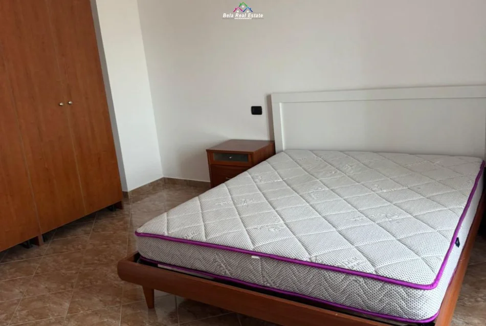 Tirane, jepet me qera Vile 2+1 Kati 3, 100 m² 520 € (sauk)