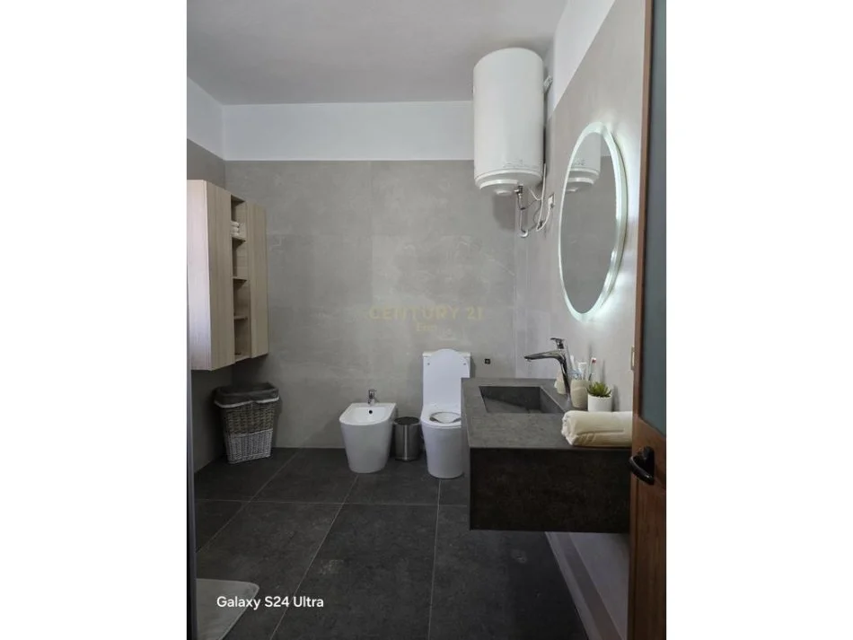 Durres, shes Vile 2 Katshe Kati 1, 426 m² 270.000 € (arap)