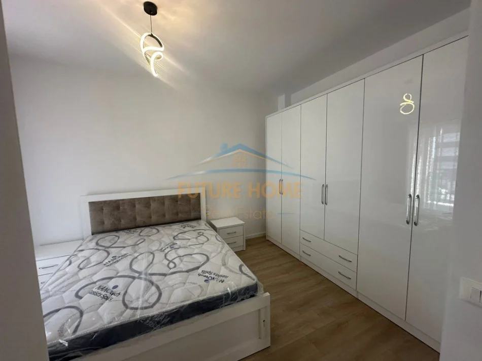 Tirane, jepet me qera apartament 2+1 Kati 1, 113 m² 750 € 