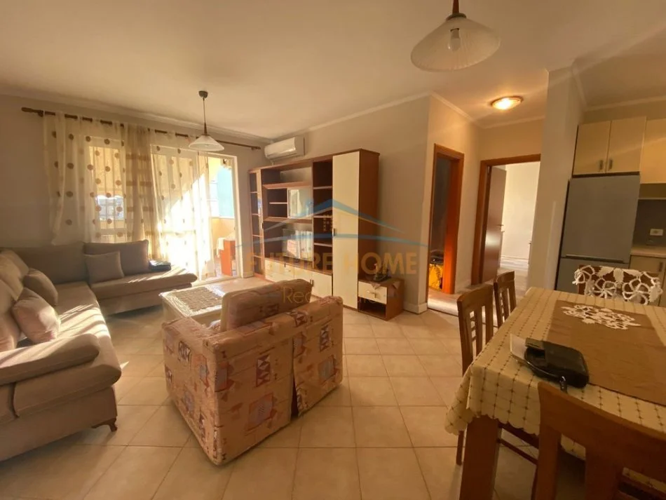 Tirane, jepet me qera apartament 2+1+Ballkon Kati 9, 110 m² 700 € (Myslym Shyri)