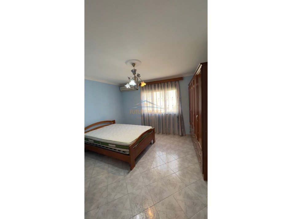 Shqiperi, jepet me qera apartament 2+1 Kati 5, 81 m² 450 € (Rrugen Ferit Xhajko)