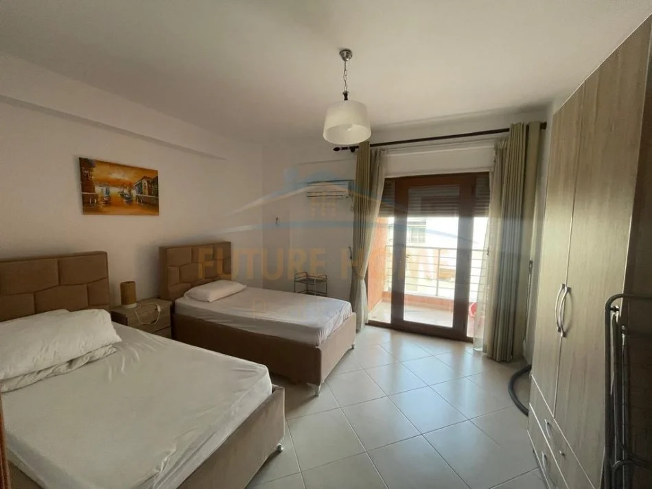 Currila, shitet apartament 2+1+Ballkon Kati 12, 109 m² (Durres)