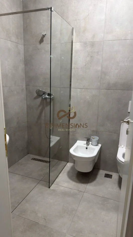 Tirane, jepet me qera apartament 2+1 Kati 3, 78 m² 700 € (5 maji)