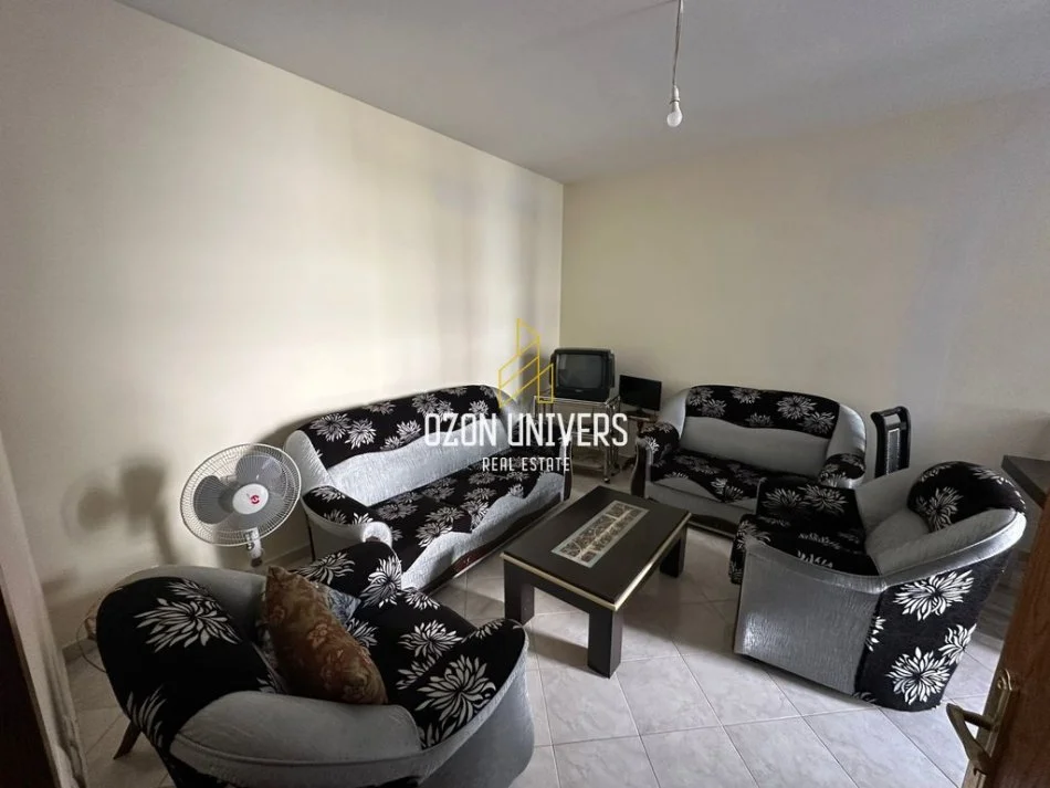 Tirane, shitet apartament 2+1+Ballkon Kati 3, 86.5 m² 125.000 €