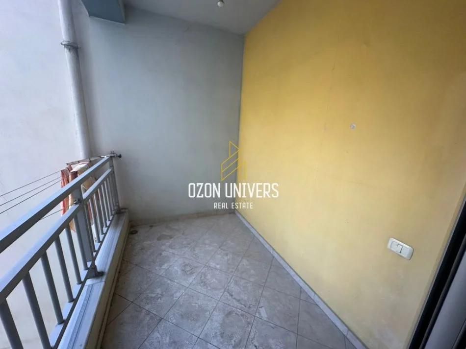 Tirane, shitet apartament 2+1+Ballkon Kati 3, 86.5 m² 125.000 €