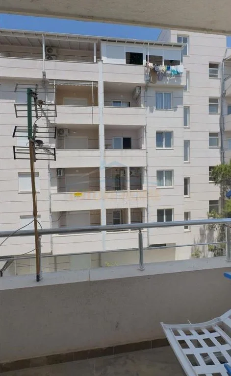 Qerret, shitet apartament 1+1 Kati 2, 66 m² 99.000 € 