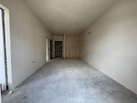 Tirane, shitet apartament 1+1 Kati 5, 60 m² 78.000 € (ISH DOGANA)