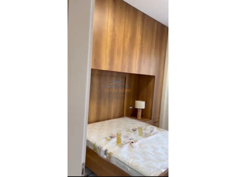 Tirane, jepet me qera apartament 2+1 Kati 8, 77 m² 600 € 