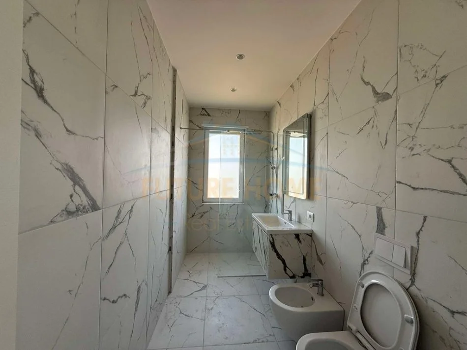 Tirane, shitet apartament 2+1+Ballkon Kati 4, 97 m² 120.600 € (QTU)