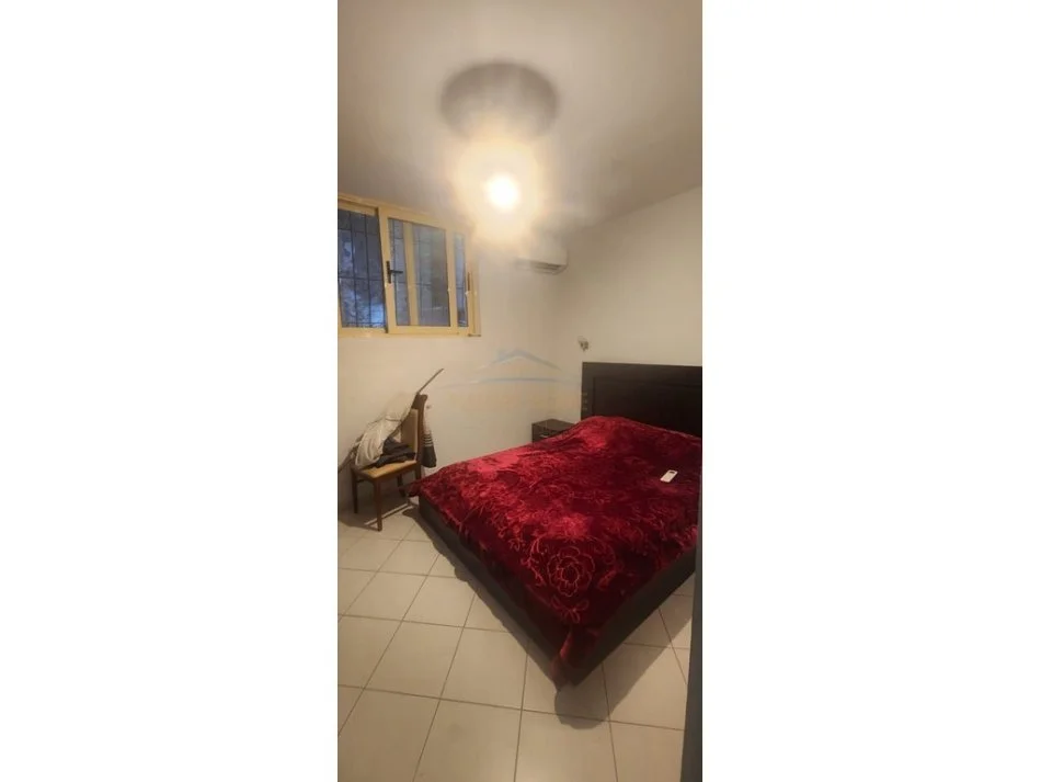 Durres, shitet apartament 2+1 Kati 1, 100 m² 105.000 € (PRANE BIBLIOTEKES)
