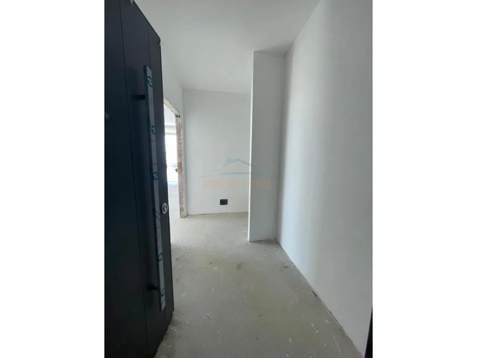 Tirane, shitet apartament 2+1 Kati 3, 112 m² 250.000 € 