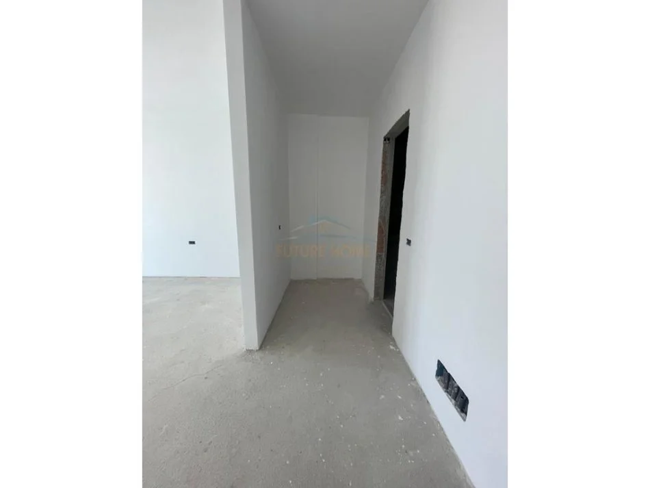 Tirane, shitet apartament 2+1 Kati 3, 112 m² 250.000 € 