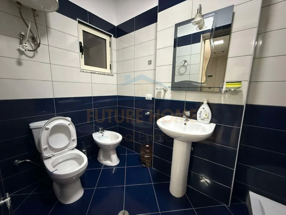 Tirane, jepet me qera apartament 1+1 Kati 4, 70 m² 400 € (ALES CONSTRUCTION)  UNA53995