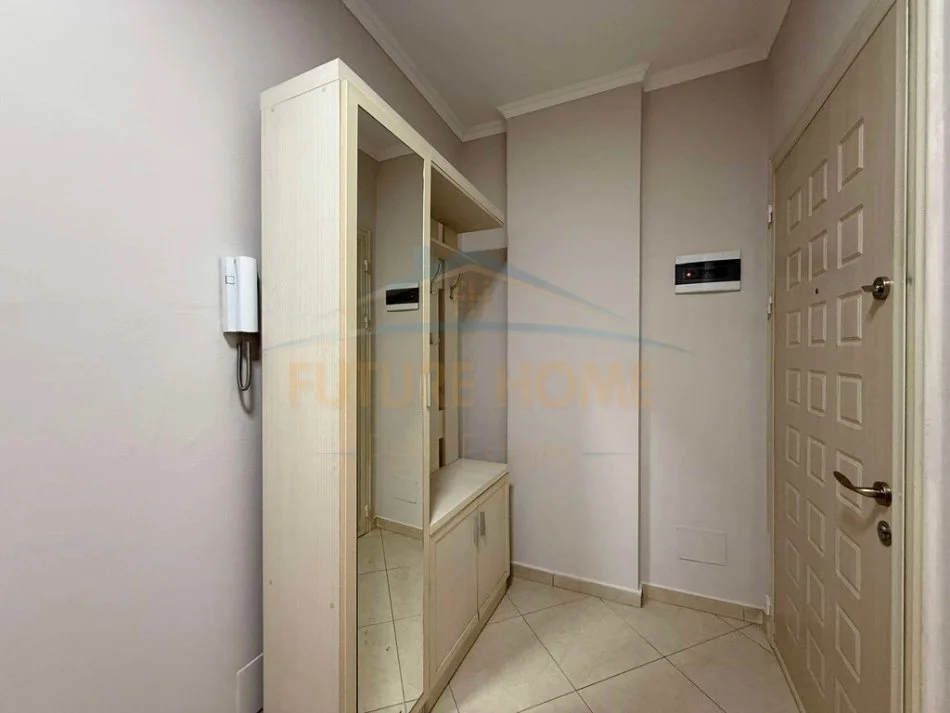 Tirane, jepet me qera apartament 1+1 Kati 4, 70 m² 400 € (ALES CONSTRUCTION)  UNA53995