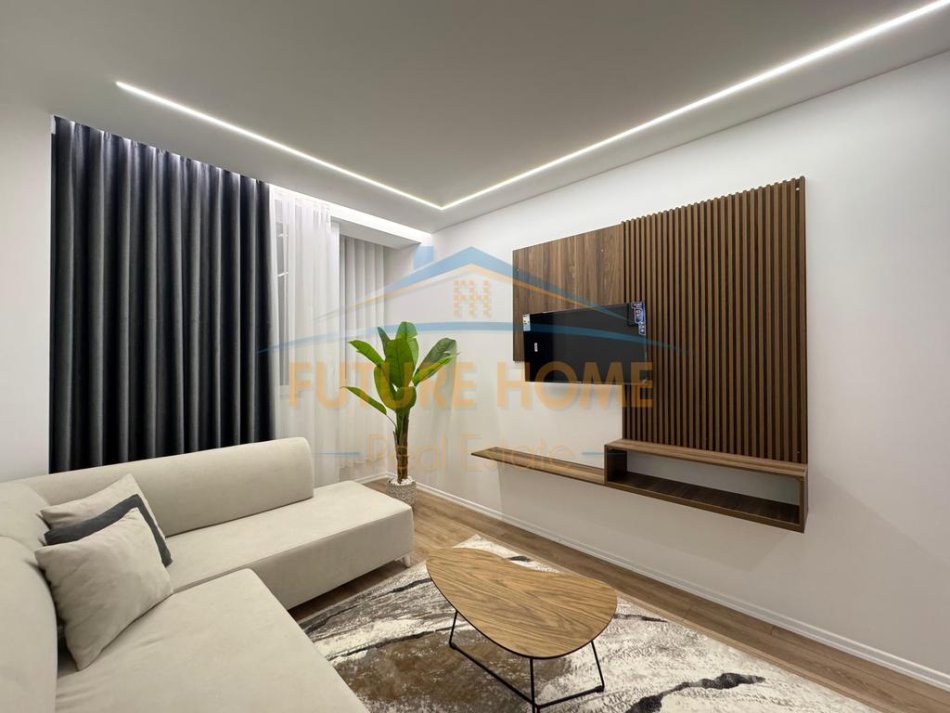 Tirane, shitet apartament 1+1 Kati 5, 70 m² 184.000 € (Rruga Fortuzi)