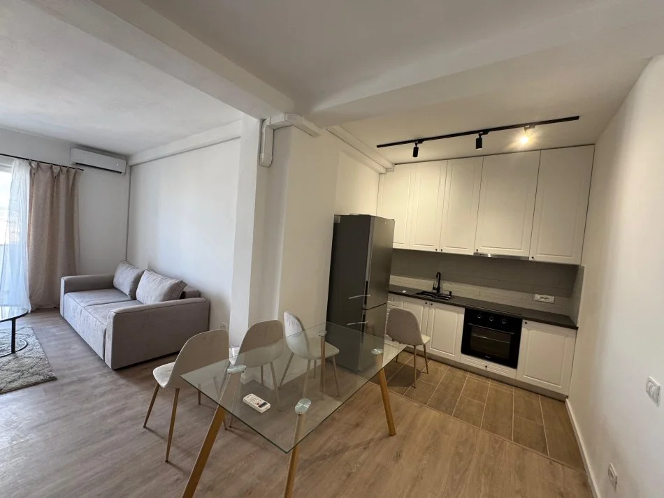 Durres, shitet apartament 1+1 Kati 9, 75 m² 110.000 € (pavarsia)