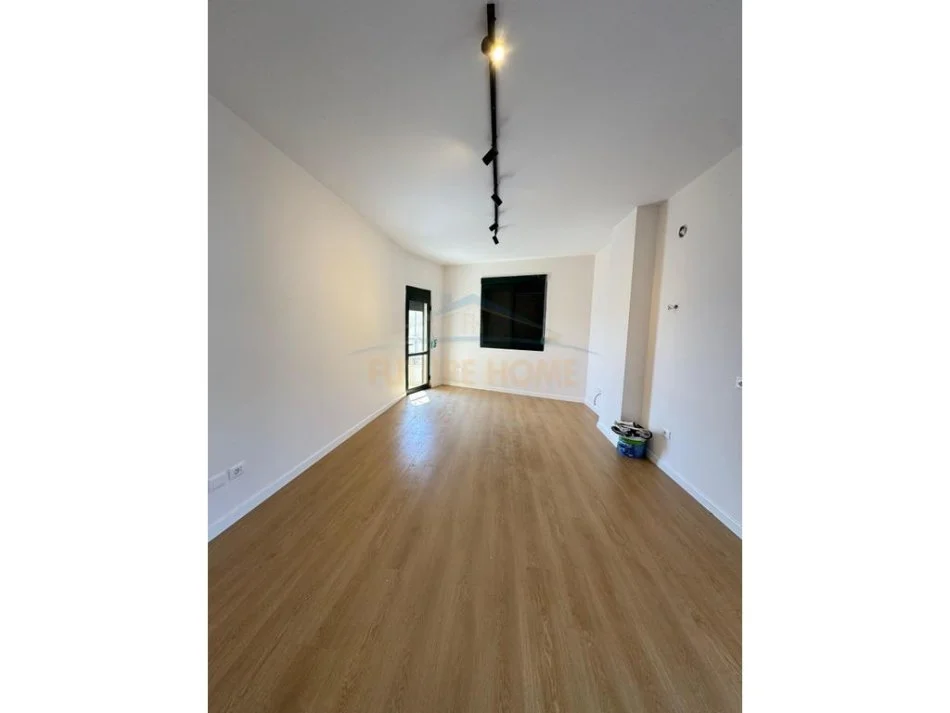 Durres, shitet apartament 2+1 Kati 5, 94 m² 235.000 € 