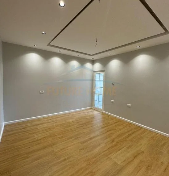 Tirane, shitet apartament 3+1 Kati 2, 137 m² 175.000 € (Rruga dalip topi)