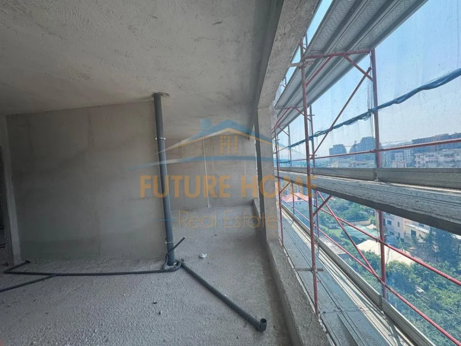 Tirane, shitet apartament 1+1 Kati 6, 85 m² 230.000 € (Komuna e Parisit)