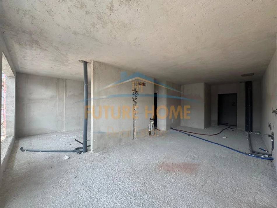 Tirane, shitet apartament 1+1+Aneks+Ballkon Kati 6, 85 m² 230.000 € (KOMUNA E PARISIT WHITE TOWER)