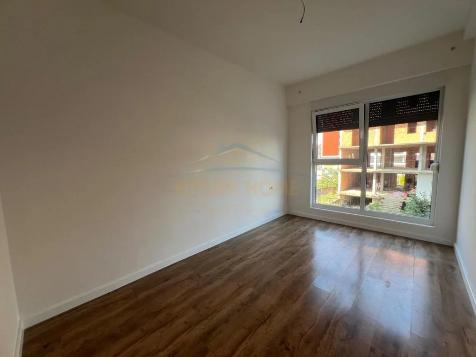 Tirane, jepet me qera apartament 2+1 Kati 2, 83 m² 450 € 