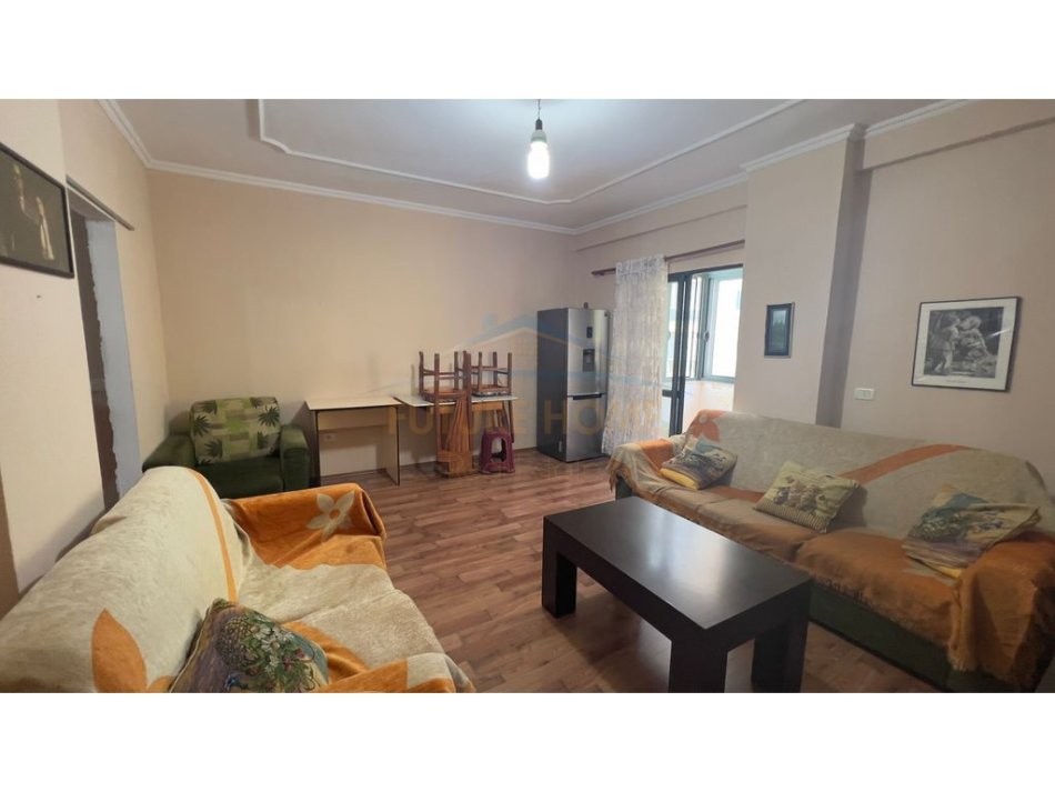 Tirane, jepet me qera apartament 2+1 Kati 2, 92 m² 600 € (Don Bosko)