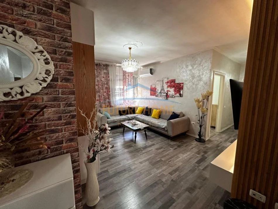 Tirane, shitet apartament 2+1 Kati 4, 88 m² 139.000 € 