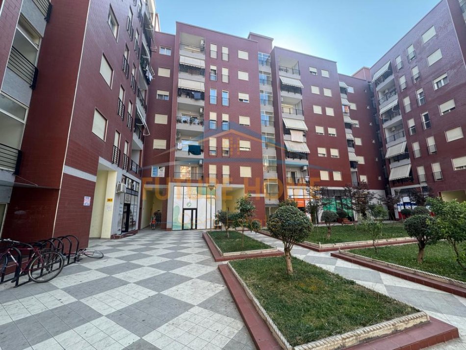 Tirane, shitet apartament 2+1 Kati 4, 92 m² 193.000 € (Don Bosko)